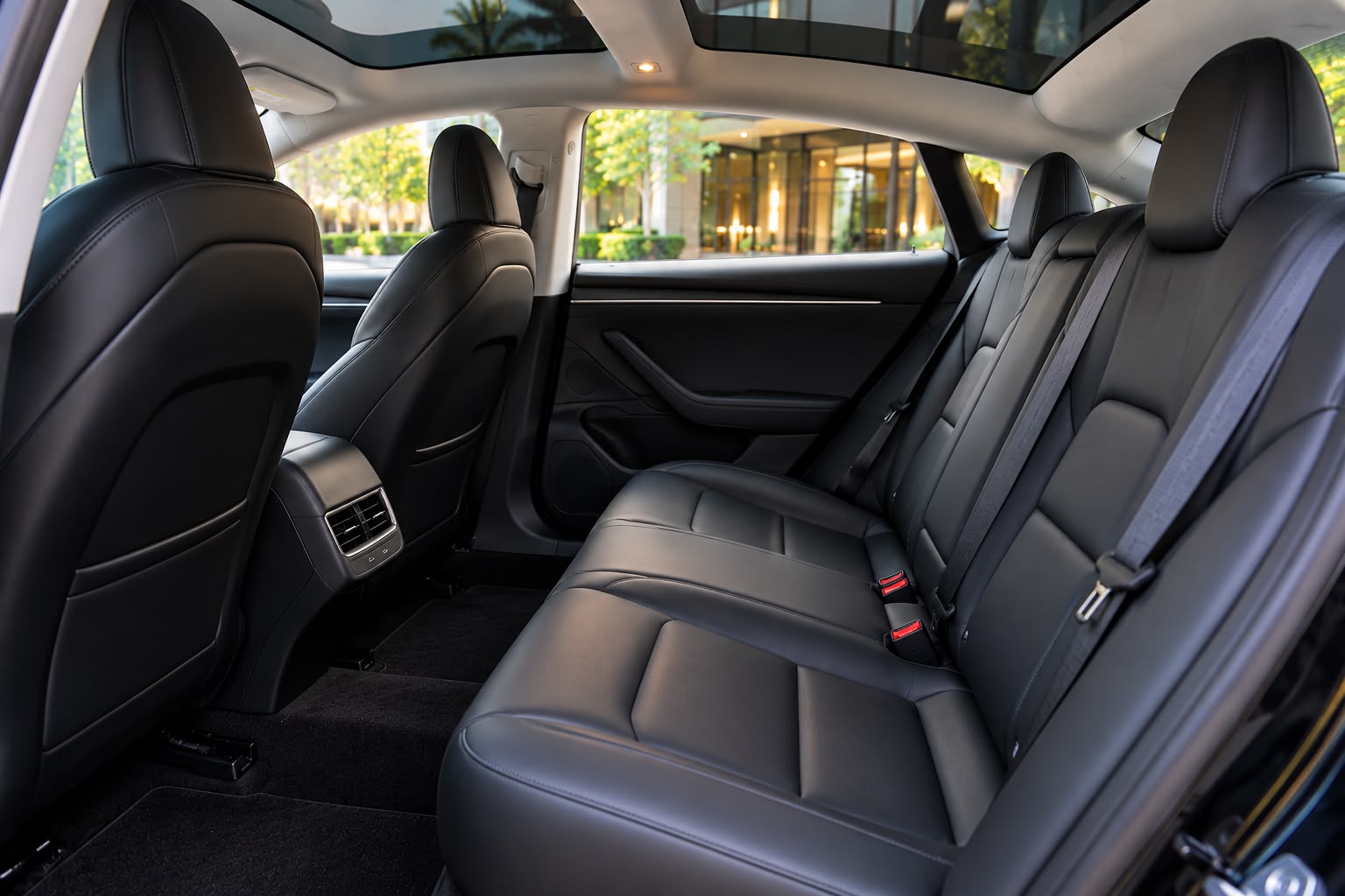 Tesla Model 3 premium black seating and panoramic glass roof